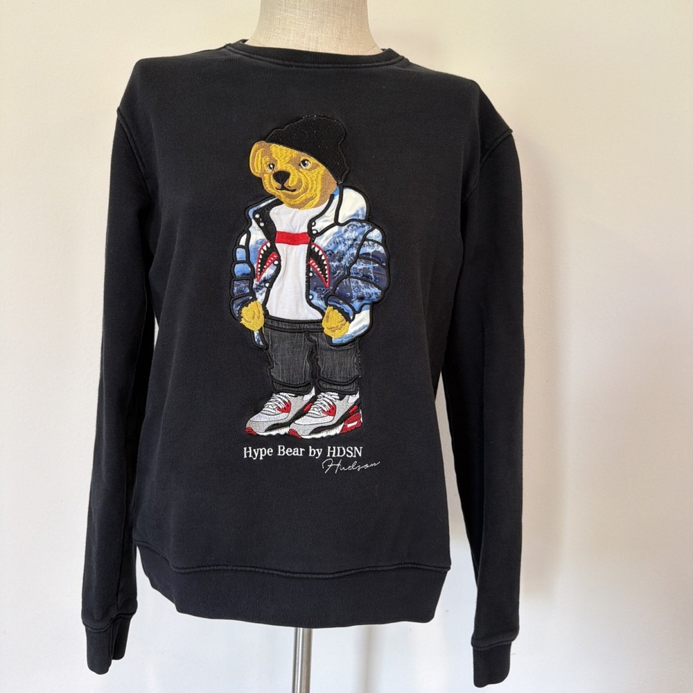 Hudson Outerwear Hype Bear Sweater Size Small Embroidered